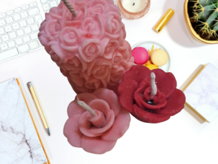 Candle Set perfect for Party-Set of  3- (1 Pillar and 2 Floating Flowers)