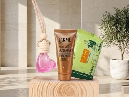 Sunscreen+ Wetwipes+Wooden Heart-Shaped Night Queen Perfume Bottle